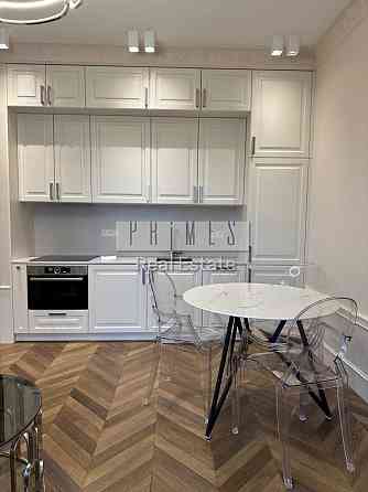 Аренда 2к видовая квартира 50м2, Новопечерские Липки, Драгомирова 17 Киев