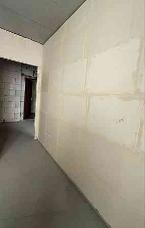 Продам 1 кімнатну квартиру вул.С.Петлюри 21 Б»Атлант» Бровари