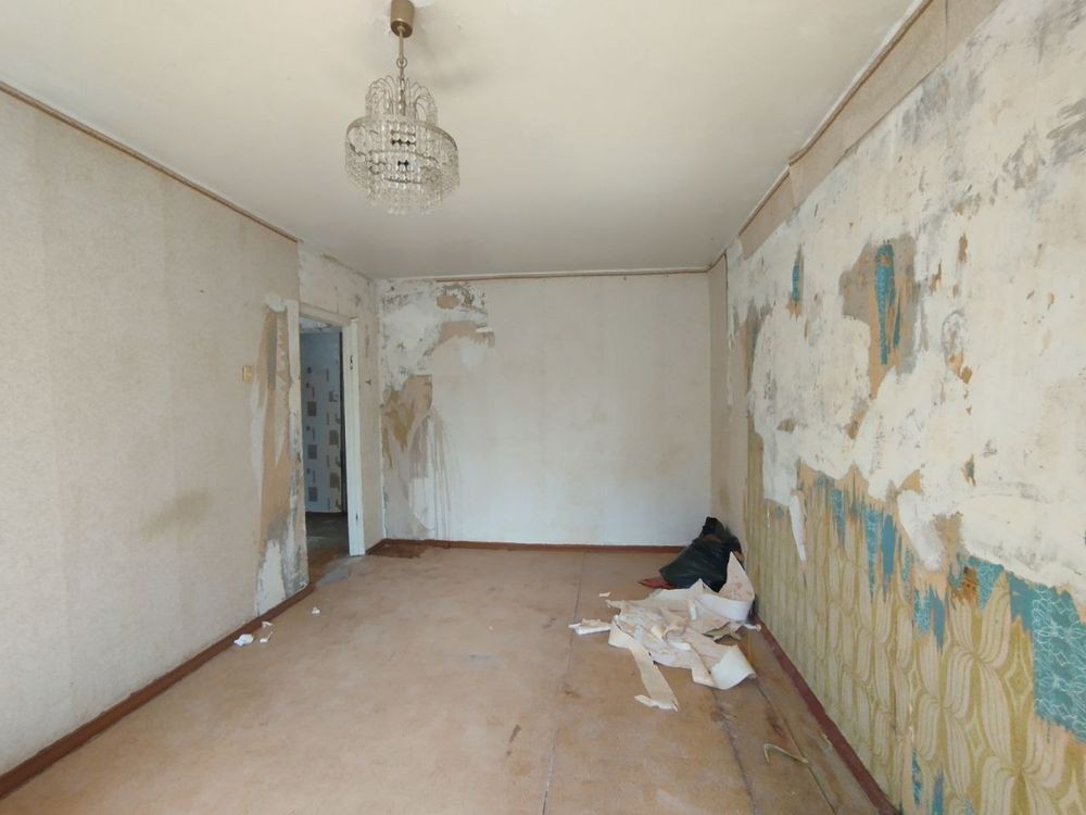 Продаж 3 кім квартири, 61,5 м.кв під ремонт, Юність. Кривой Рог - изображение 1