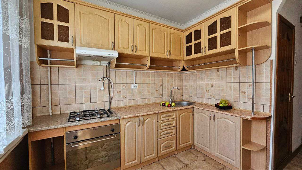 Продам 2-кімнатну квартиру з ремонтом, вул. Целевича, Івано-Франківськ Ивано-Франковск - изображение 1