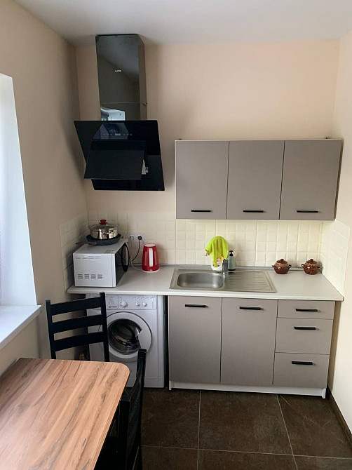 Продам 1к квартиру в Києві з ремонтом від хазяїна! Київ - зображення 1