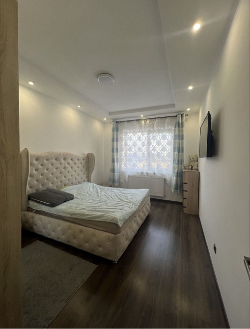 Оренда 2 кі-ної квартири район Токіо Ужгород - зображення 5