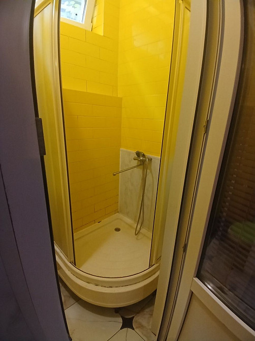 Здам однокомнатную квартиру студию біля житнього базару Житомир - зображення 5