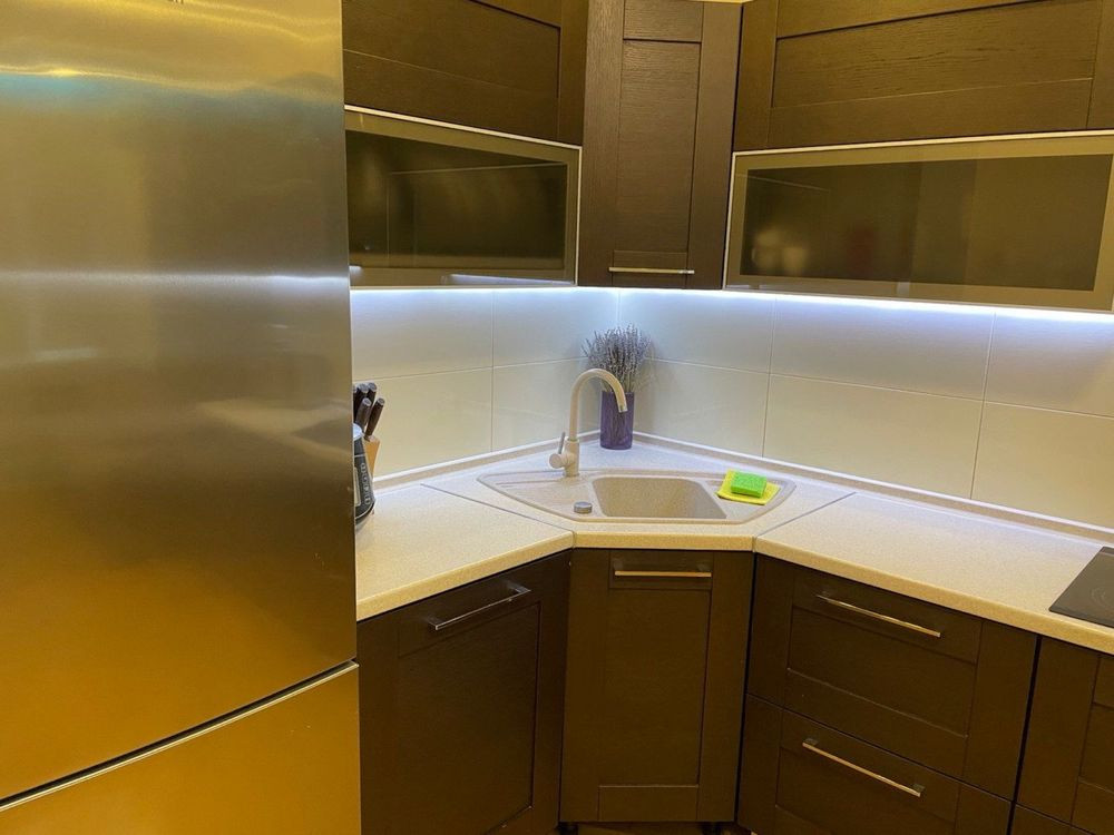 Оренда просторої  та сучасної квартири на  Олени Пчілки 2,  Позняки Київ - зображення 2