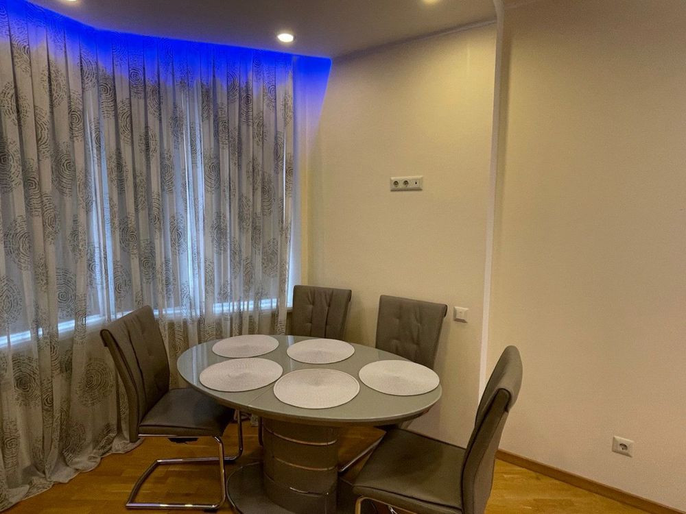 Оренда просторої  та сучасної квартири на  Олени Пчілки 2,  Позняки Київ - зображення 8