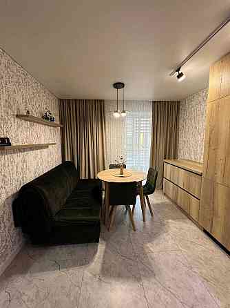 Продаж 1 кім кв з сучасним ремонтом в ЖК Шенген, вул.Залізнична Львов