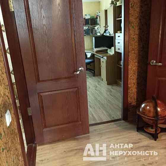 Продається 3-к квартира в Кропивницькому , р-н Пʼять пʼять (Гагаріна). Кропивницький