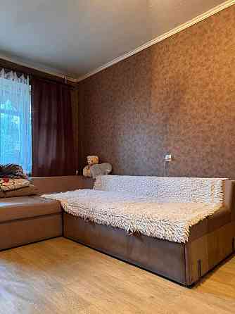 Район 12-ї школи! Продам квартиру! Вул. Грушеського! Рівне