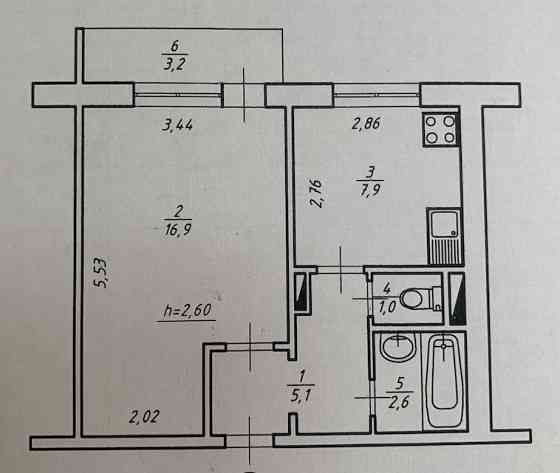 Продаж 1к квартири в 10мкр район ринку середній поверх Суми