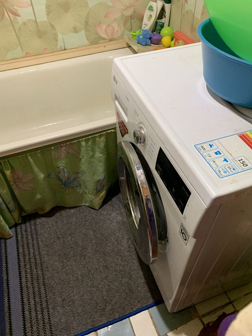 Продаж 1к квартири в 10мкр район ринку середній поверх Суми - зображення 4