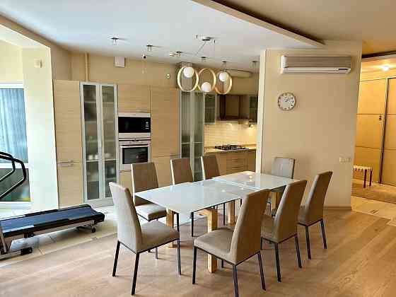 Елітна Квартира 154 м.кв.. Паркова Зона!!! Тихе Затишне місце. Львов