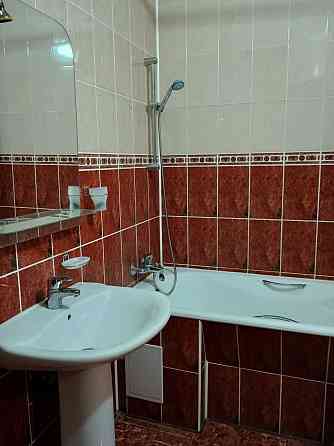 Аренда. Хозяин. 1 кв. 46 кв.м. Ст. м. Дарница 5мин. пешком. Київ