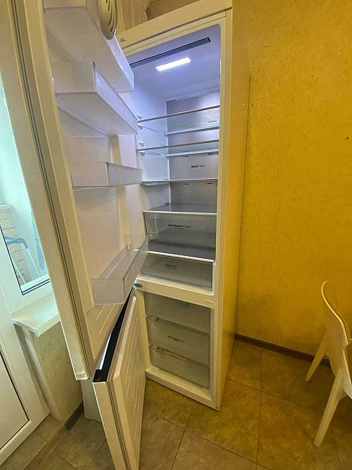 Простора 3-х кімнатна в ЖК Патріотика Київ - зображення 7