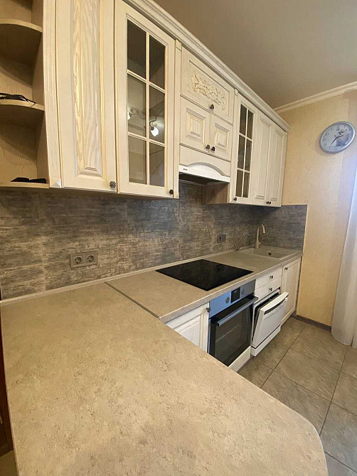 Простора 3-х кімнатна в ЖК Патріотика Київ - зображення 3