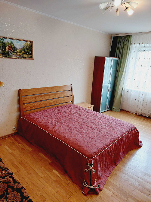 Сдам 2-х комн. квартиру (разд.), ул.Ахматовой 15, метро Позняки 10 мин Київ - зображення 1