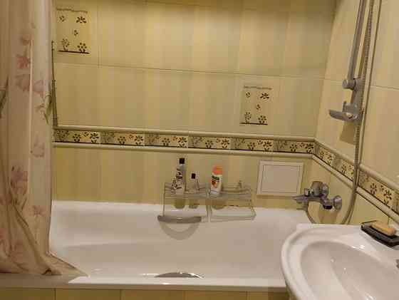 Оренда 2 к бульвар, центр, Печерська, світло не вимикають. Київ