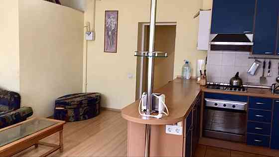 2 кімнатна квартира на соцмісті Кривой Рог