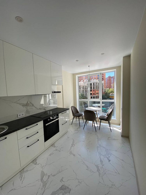 Однокімнатна квартира з ремонтом ЖК Чехов Парк Центральний парк Ірпінь - зображення 1