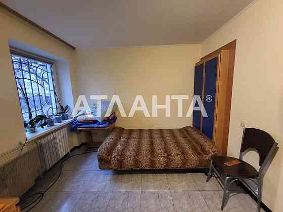 Французкий бульвар. Трехкомнатная квартира с кухней-гостинной. Одесса