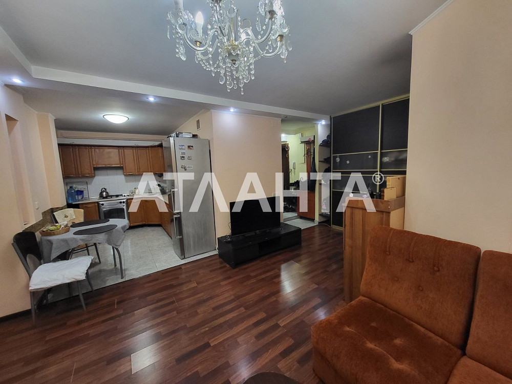 Французкий бульвар. Трехкомнатная квартира с кухней-гостинной. Одесса - изображение 1