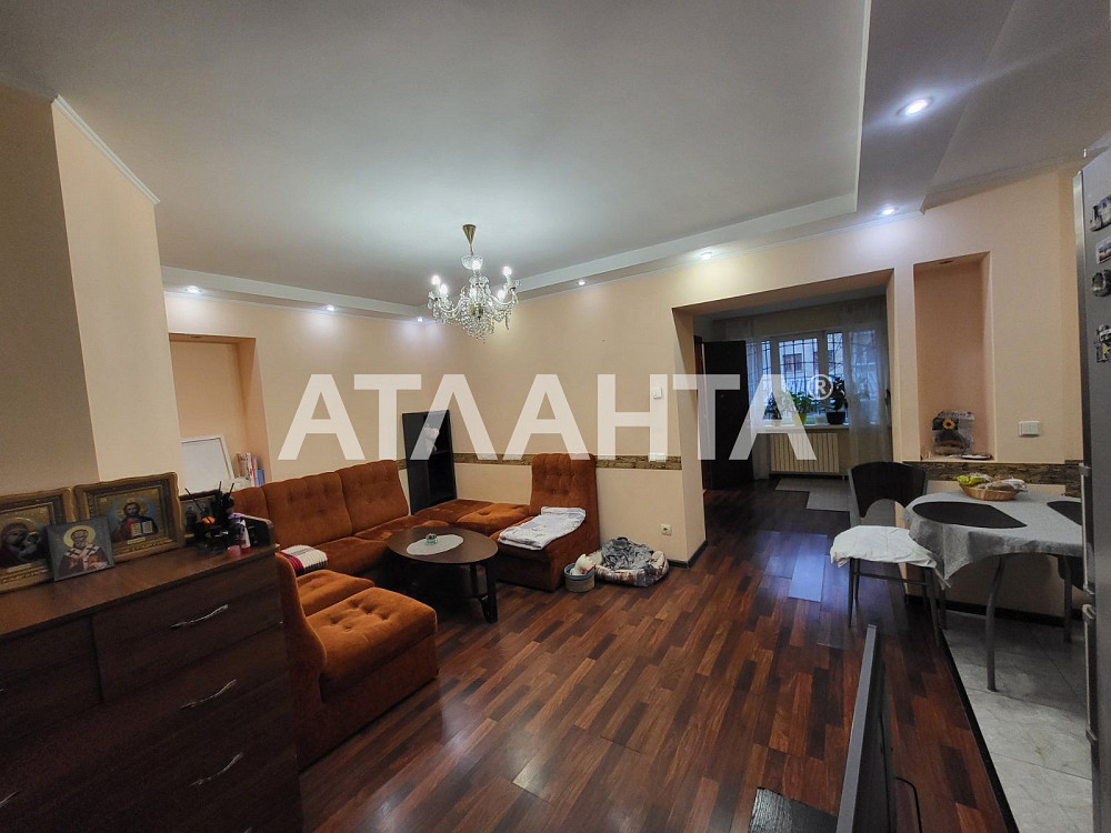 Французкий бульвар. Трехкомнатная квартира с кухней-гостинной. Одесса - изображение 2