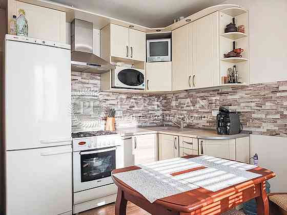 Продаж 3 кімн з ремонтом вул. Чистячківська 7 Святошин Нивки Парк Київ