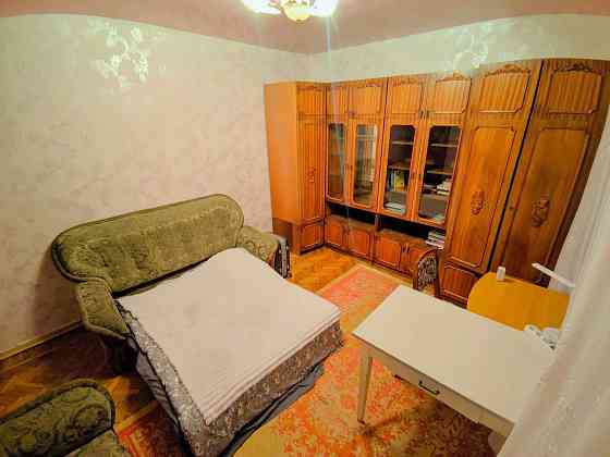 Елітний Центр. вул. Соборності /Коряка. Покращеного планування. Паркет Полтава