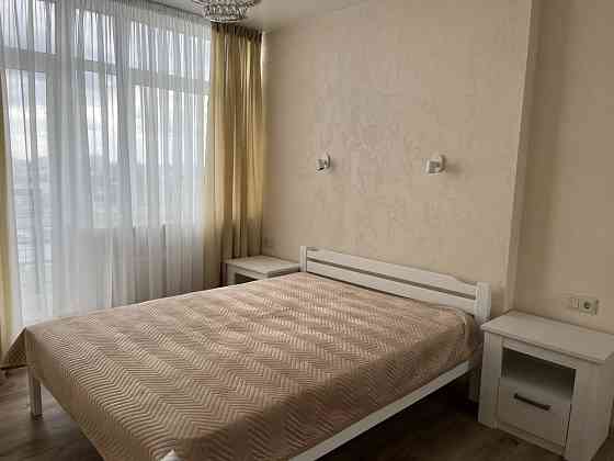 Квартира 2к метро берестейська Буча