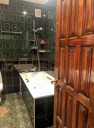 Здається 2-кімнатна квартира, вул. Вадима Гурова Кривой Рог