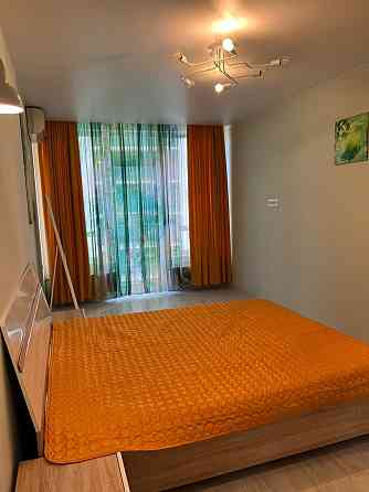 Оренда красивоі 2- студії  по вул. Липківського 33-а ЖК»Адамант» Київ