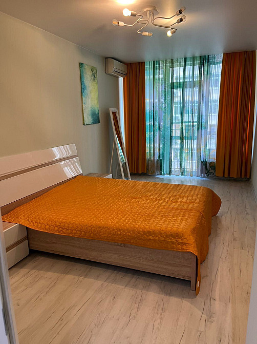 Оренда красивоі 2- студії  по вул. Липківського 33-а ЖК»Адамант» Київ - зображення 5