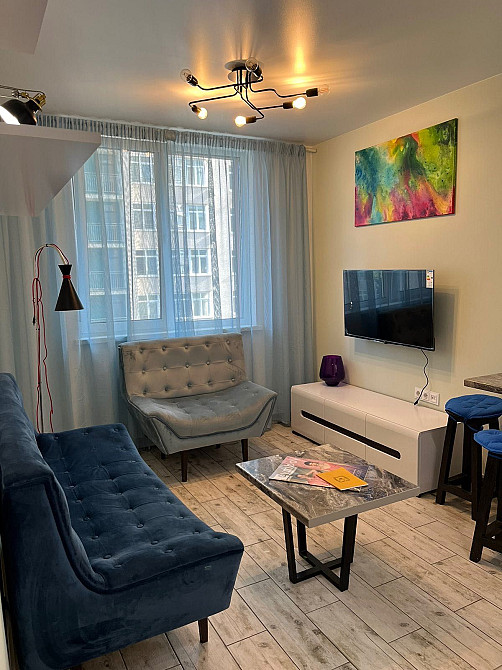 Оренда красивоі 2- студії  по вул. Липківського 33-а ЖК»Адамант» Київ - зображення 1