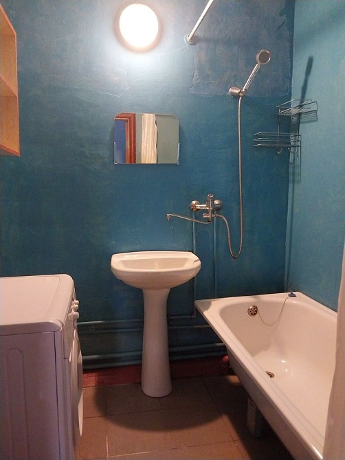 Сдам 2 кімнатну квартиру на Героїв Десантників Житомир - изображение 4