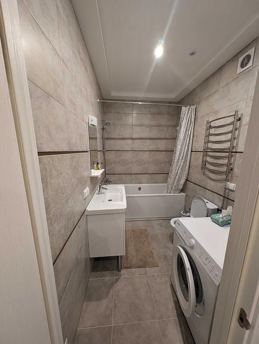 Довготривала оренда 2к квартири на вул. Абрикосова 12 Гатное - изображение 5