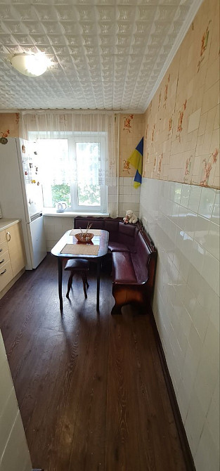 Раздельная. Прбеды 28/1.Первый дом от метро КПИ. Напротив Смарт Плаза. Київ - зображення 1