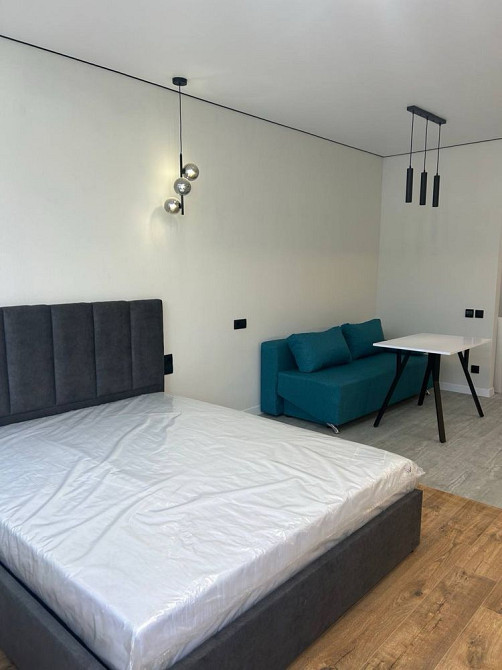 Однокімнатна квартира студія з ремонтом та мебліми ЖК Молодість Ірпінь Ирпень - изображение 3