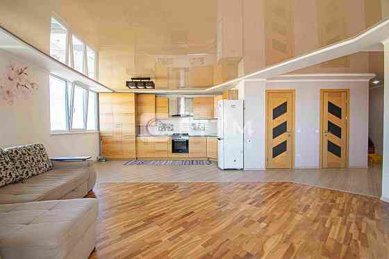 Продається 3-кімнатна квартира, вул. Тролейбусна 9в (р-н Дружба) Тернополь