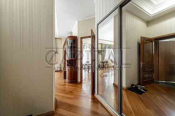 Продаж 5к квартири, вул. Інститутська, Печерськ, Липки, Арсенальна Київ