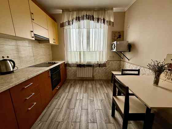 Оренда 2-кімн.кв.,вул.Перопавлівська,Дорогожичі,”видова”. Київ