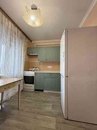 Здам довгостроково 2 к  Троещина Рейгана ( Драйзера ) 9 д Київ