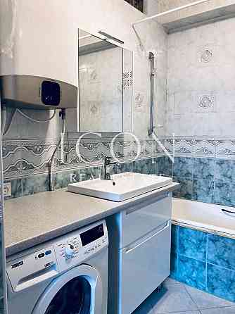 Оренда 4-кімнатної квартири | 100м² | вул. Десятинна Київ