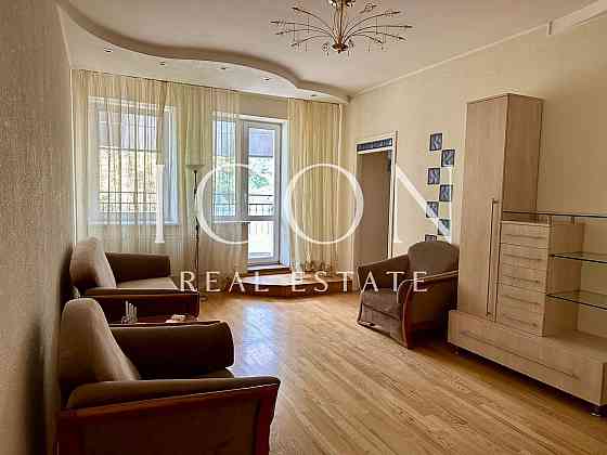 Оренда 4-кімнатної квартири | 100м² | вул. Десятинна Київ