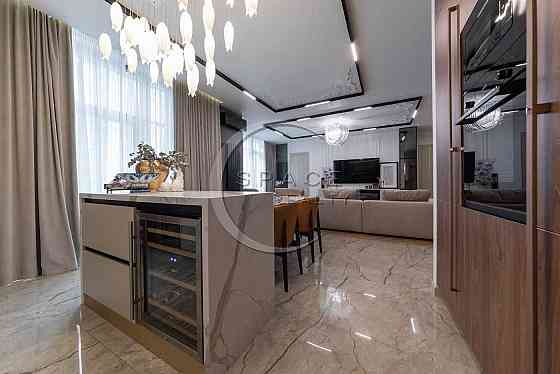 Дизайнерська 4кім Драгомирова(Верхогляда) Новпечерські Липки Печерськ Київ