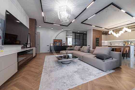 Дизайнерська 4кім Драгомирова(Верхогляда) Новпечерські Липки Печерськ Київ