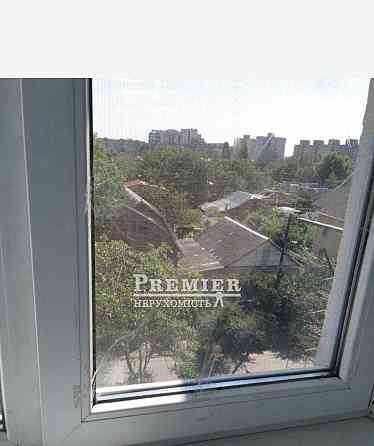 Продам 2-х кімнатну квартиру біля Зоряного Парку Одесса