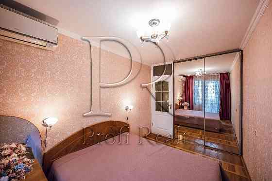 Продаж 2 кімн. квартири за адресою Жмеринська 18, Святошино,парк Совки Київ