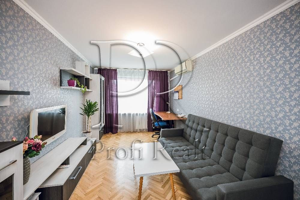 Продаж 2 кімн. квартири за адресою Жмеринська 18, Святошино,парк Совки Київ - зображення 1