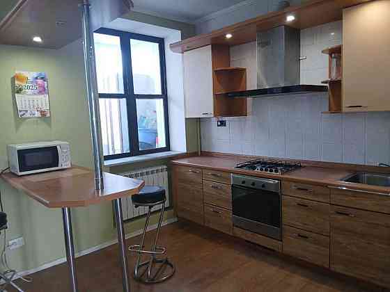 Двухуровневая просторная квартира с ремонтом в Центре/Приморский Одесса