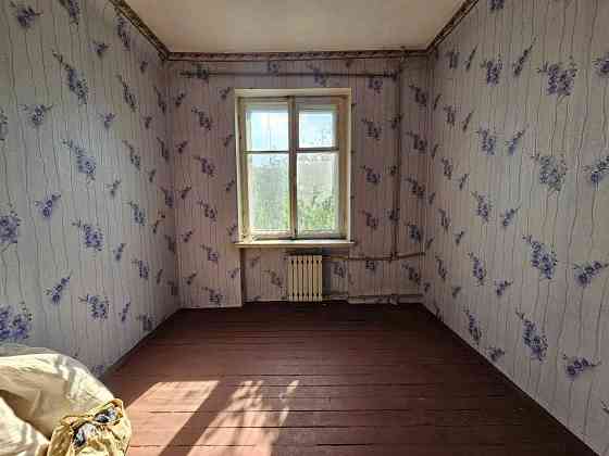 Продается двухкомнатная сталинка на Червоной, ул. Криворожстали Кривой Рог