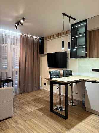 Оренда нової просторої 1кім+кухн студіо квартири Перша здача Стрийська Львов